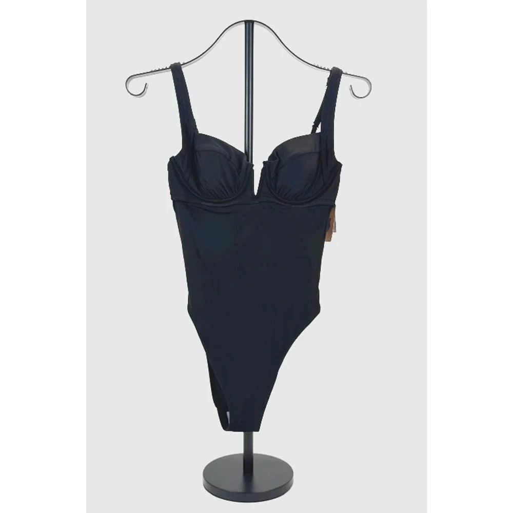 Women's High Leg Medium Coverage Underwire One Piece Swimsuit - Shade & Shore XS